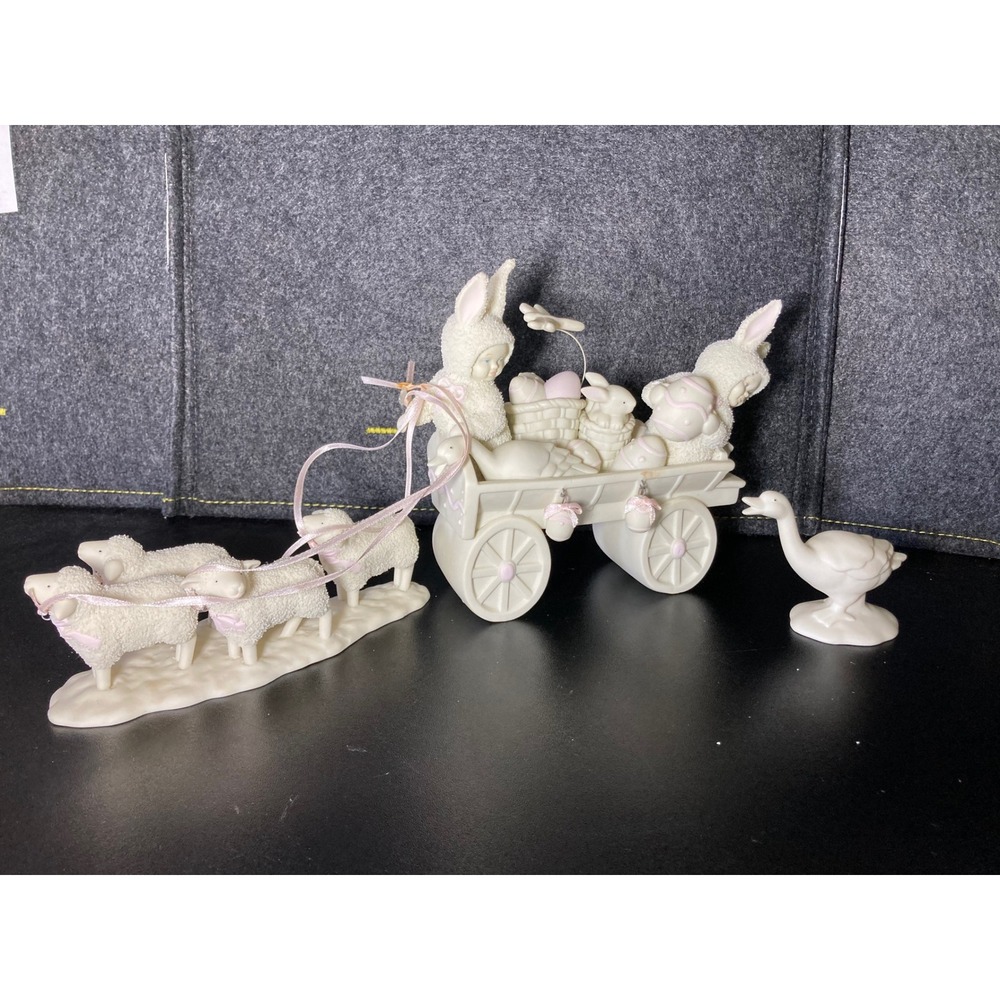 Dept 56 Snowbunnies To Market To Market Delivering Eggs 1996 Easter Figurine